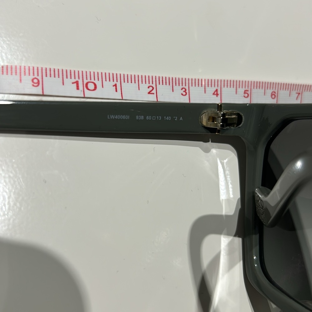 Loewe sunglasses - Picture 7 of 8